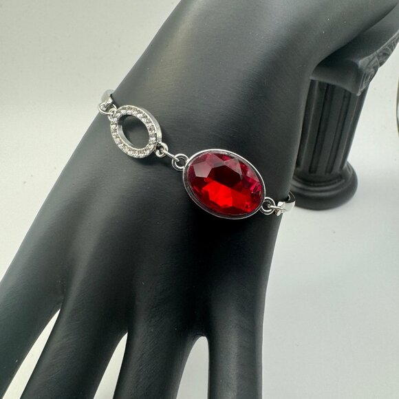 Elegant Red Crystal & Silver Bracelet With Adjustable Chain - Picture 2 of 5